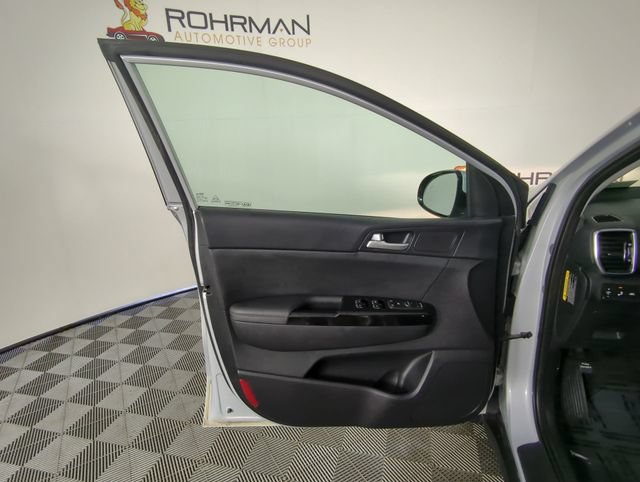 Used 2022 Kia Sportage EX AWD/4WD image 17