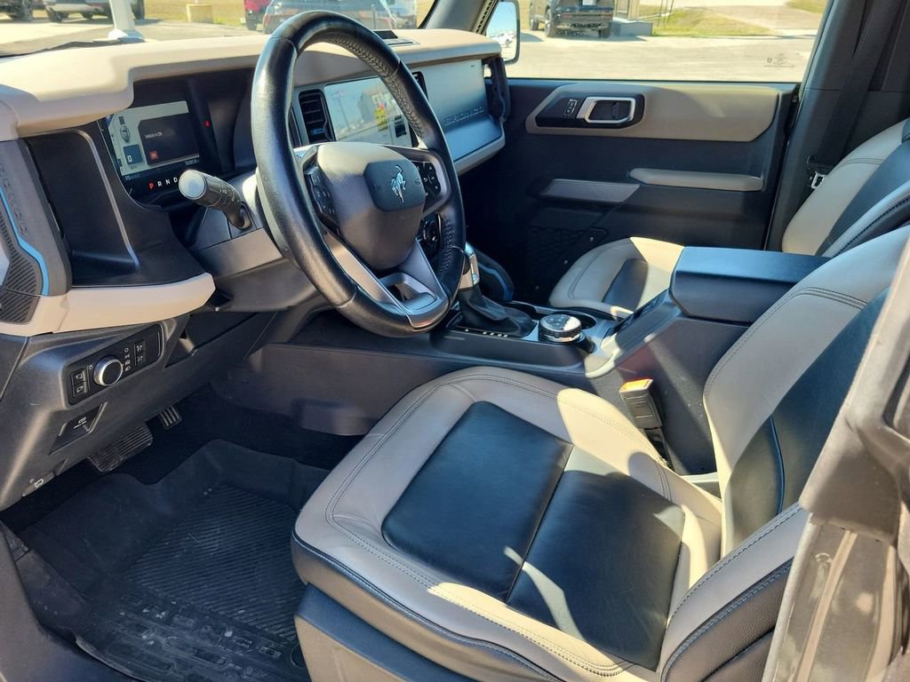 Used 2022 Ford Bronco Wildtrak image 13