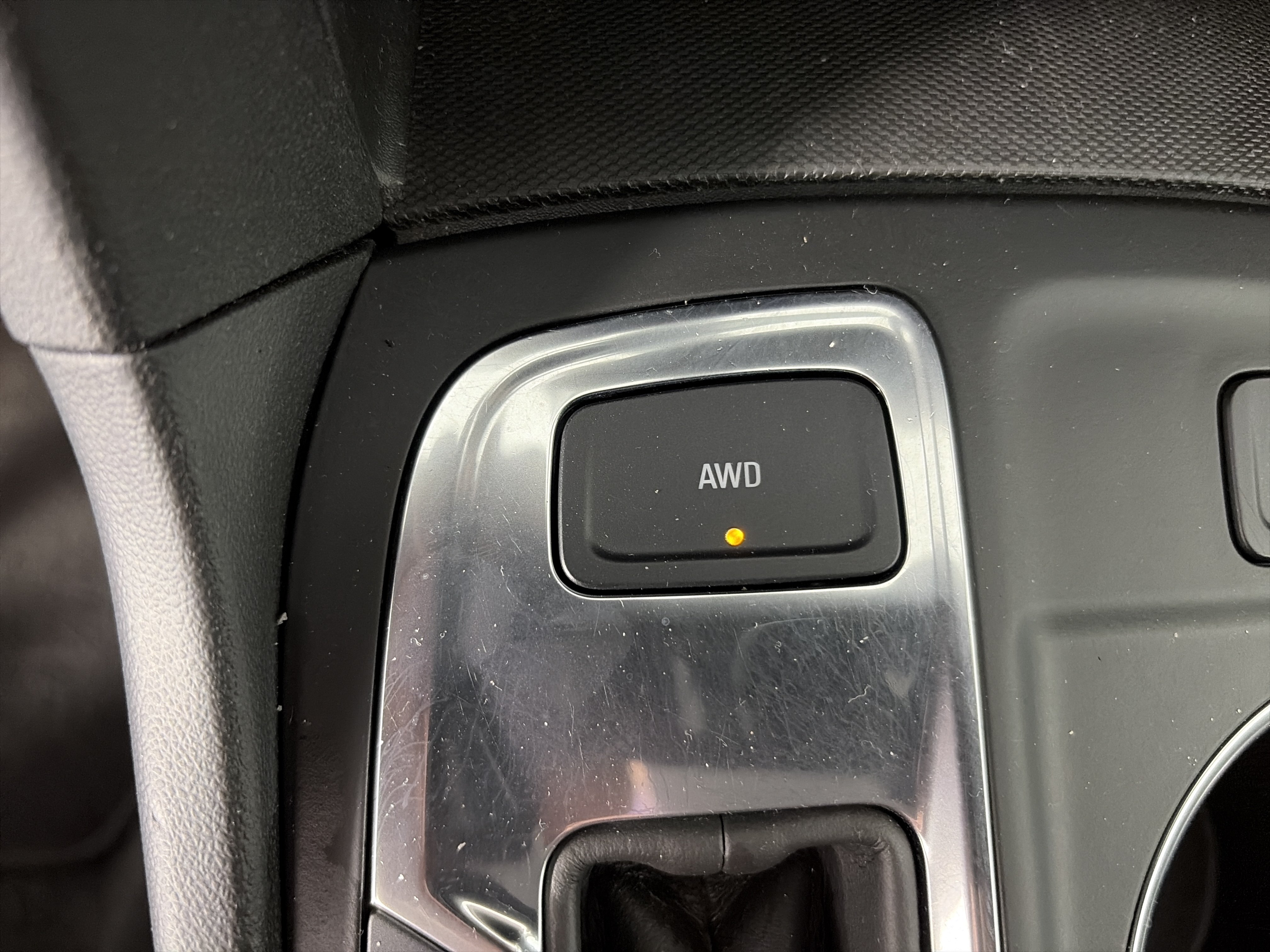 Used 2024 Chevrolet Equinox LT AWD/4WD image 31