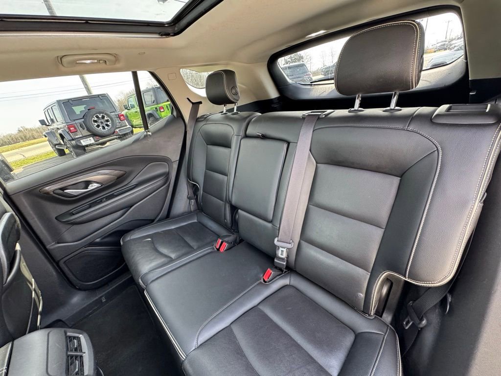 Used 2018 GMC Terrain Denali w/ Advanced Safety Package image 13