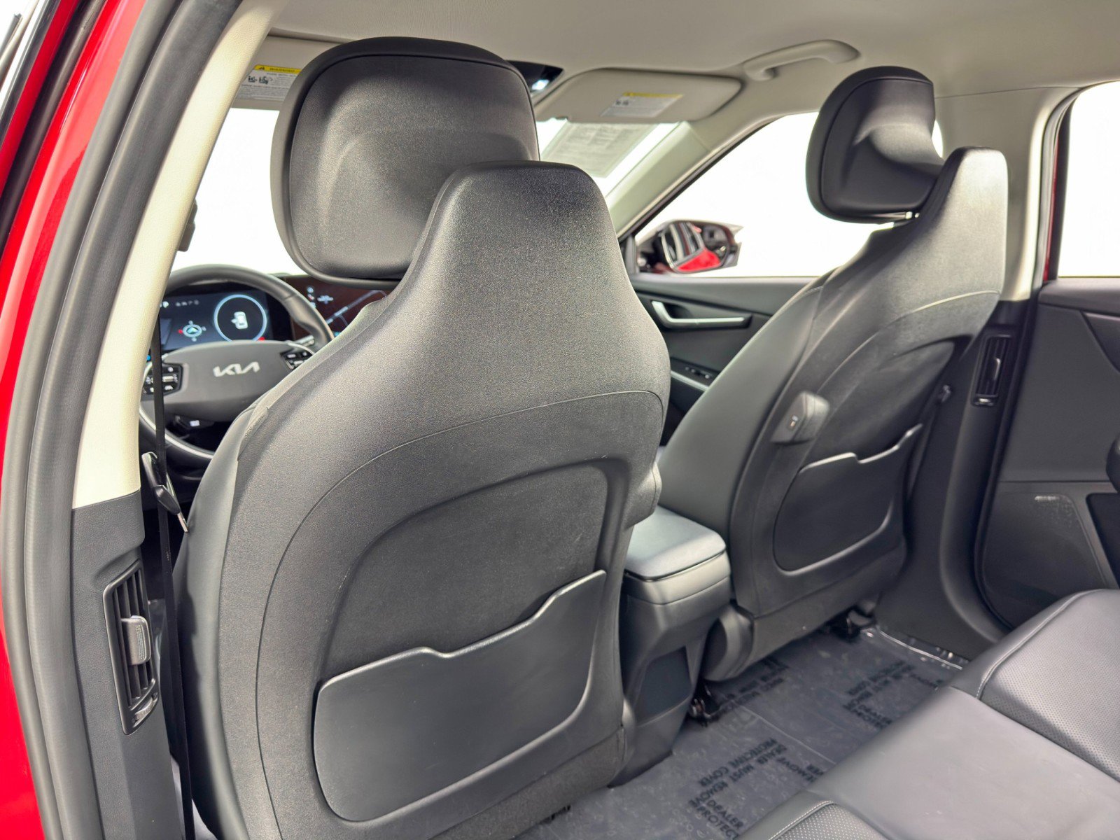 Used 2022 Kia EV6 Wind image 35