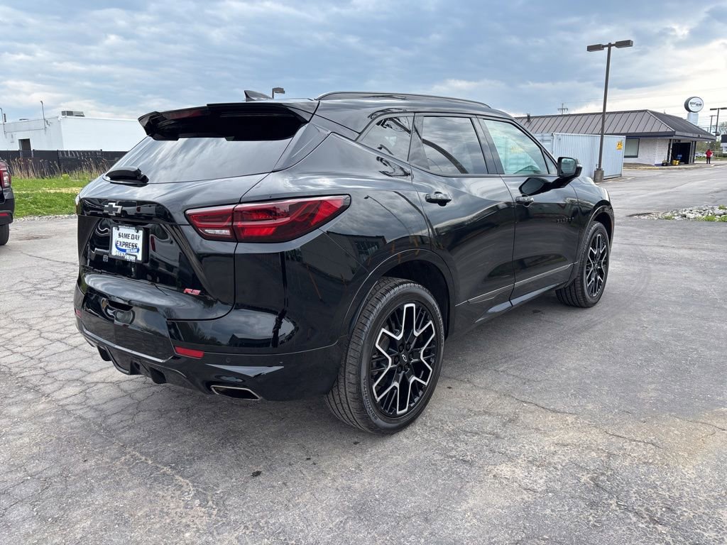 Used 2023 Chevrolet Blazer RS AWD/4WD image 7