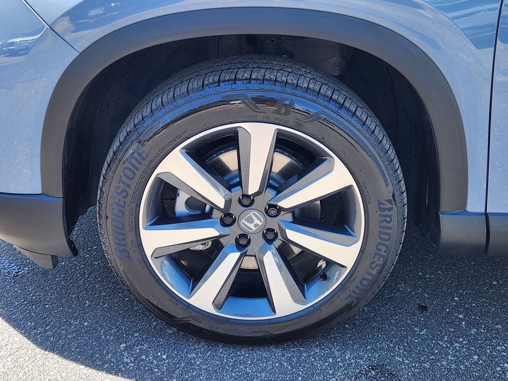 Used 2025 Honda Pilot Elite image 9