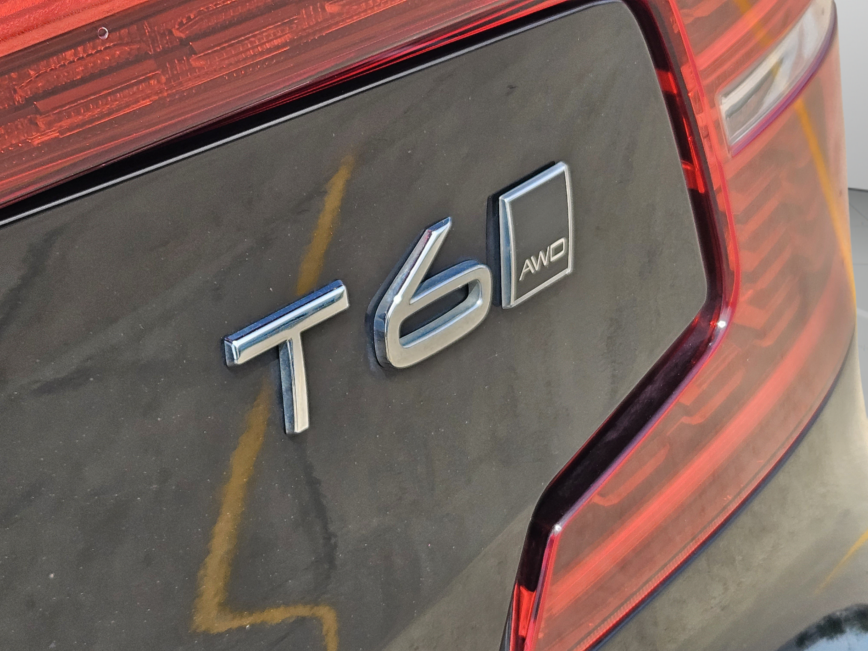 Used 2019 Volvo S60 T6 Momentum w/ Premium Package AWD/4WD image 28