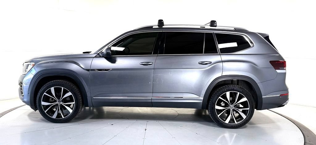 Used 2024 Volkswagen Atlas SEL Premium R-Line AWD/4WD image 7