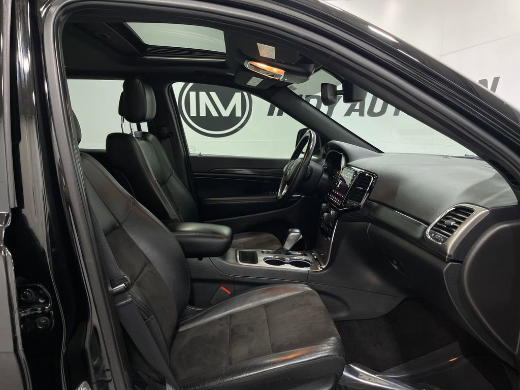 Used 2019 Jeep Grand Cherokee Altitude image 33