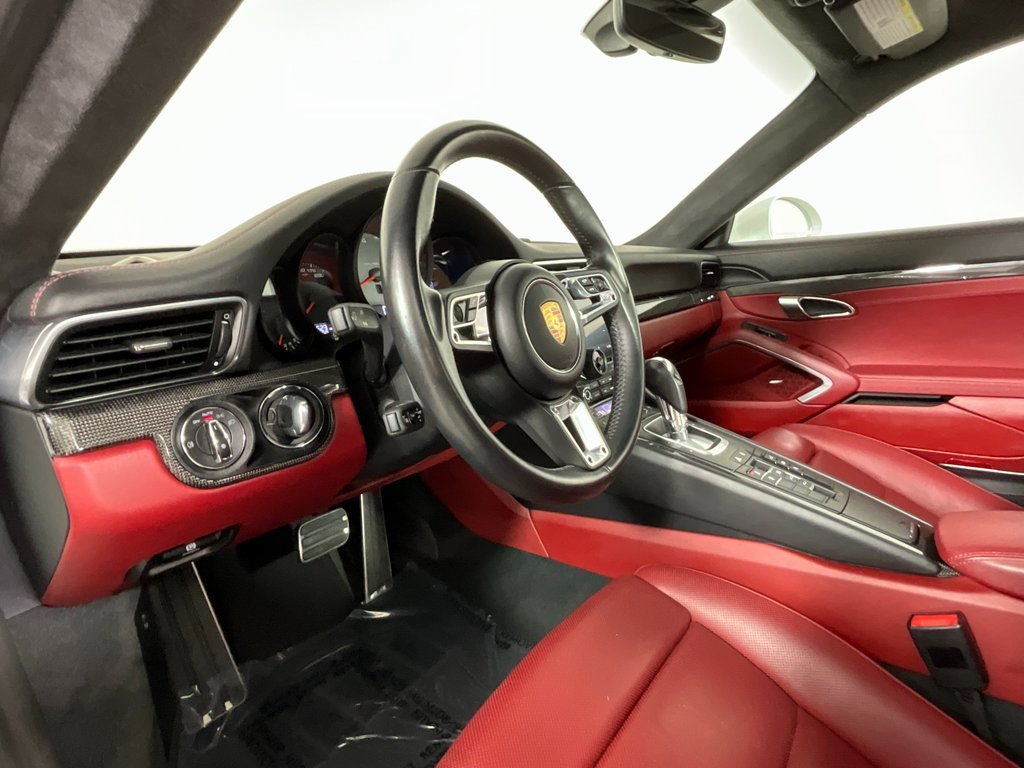 Used 2018 Porsche 911 Carrera 4S image 15