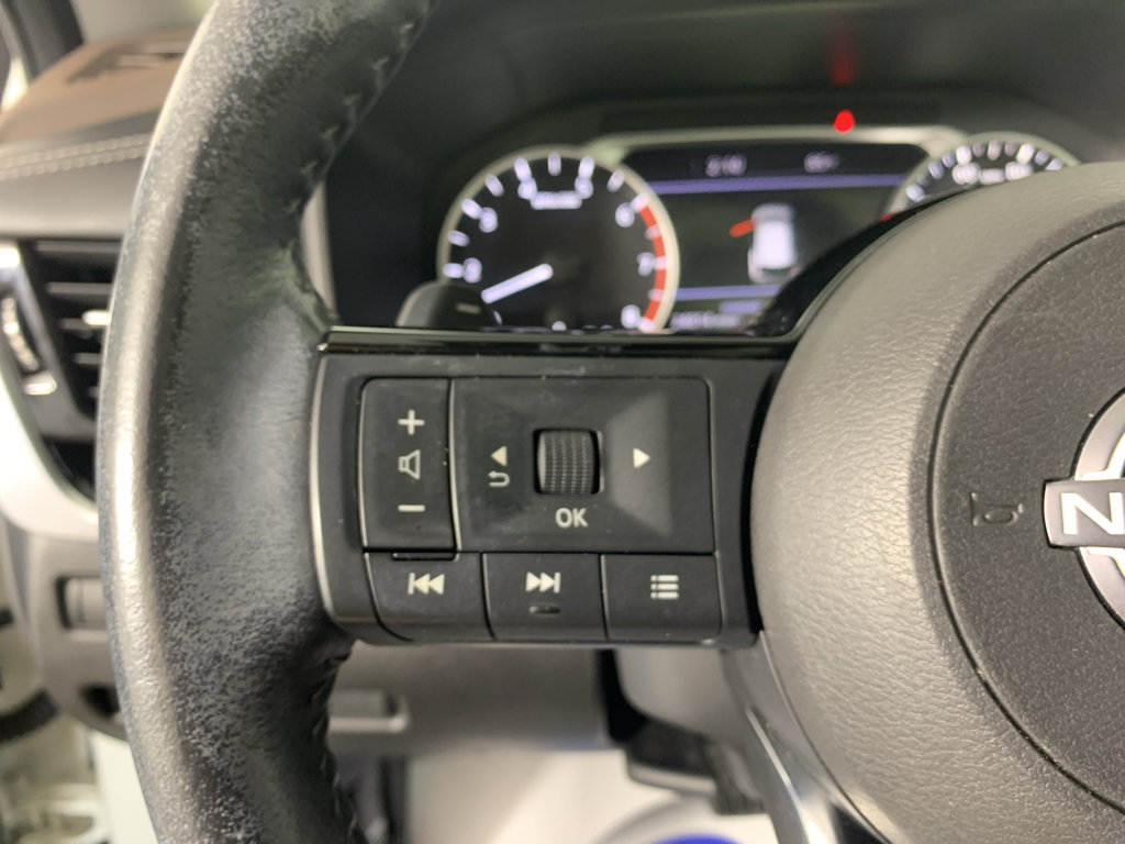 Used 2023 Nissan Rogue SL w/ SL Premium Package FWD image 18