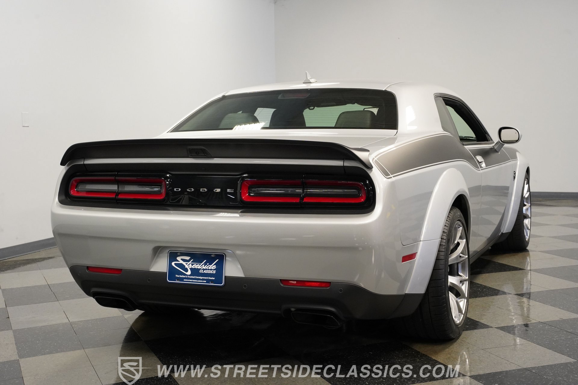 Used 2023 Dodge Challenger SRT Hellcat RWD image 12