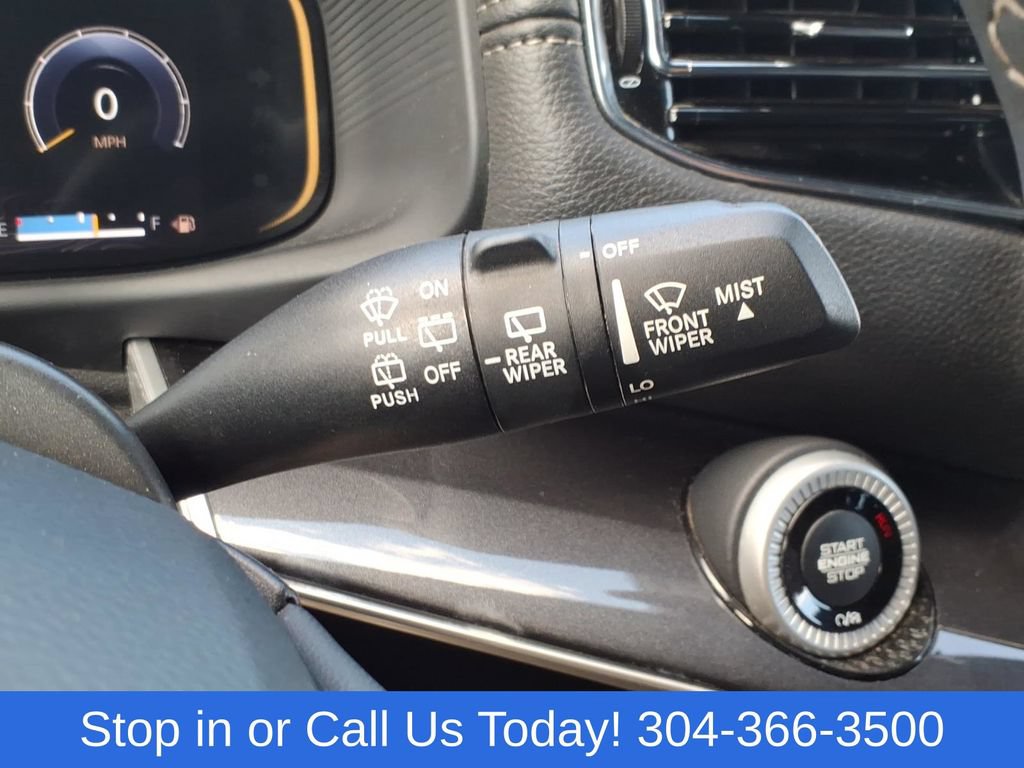 Used 2022 Jeep Wagoneer Series I AWD/4WD image 25