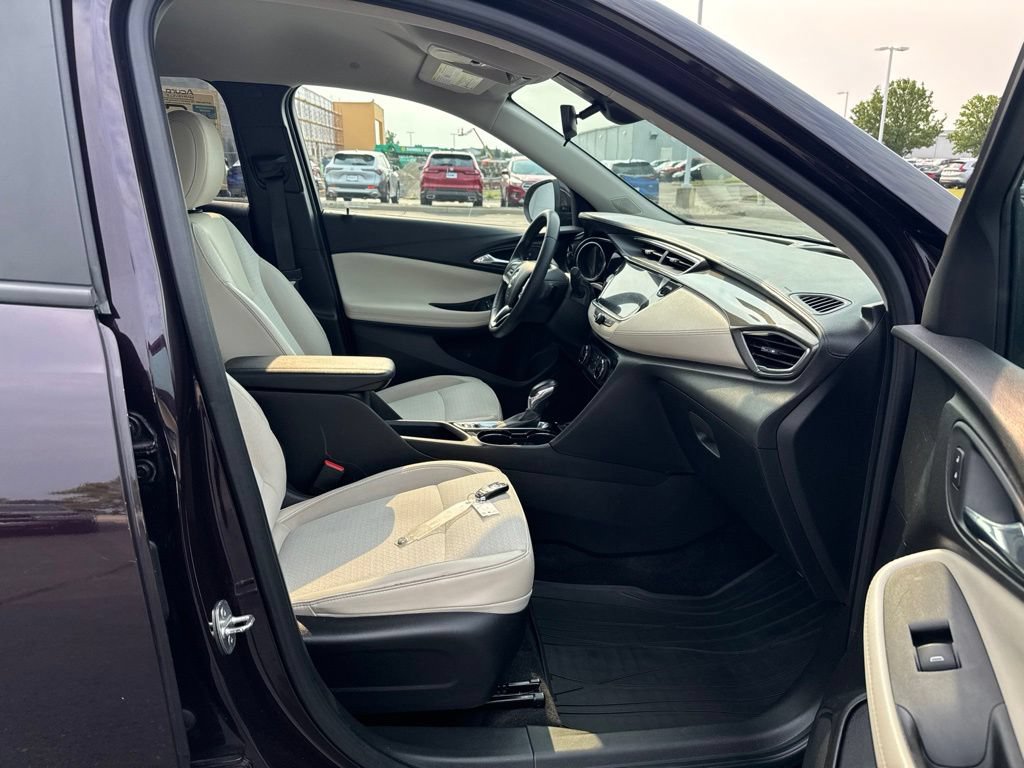 Used 2021 Buick Encore GX Preferred w/ Cold Weather Comfort Package FWD image 36