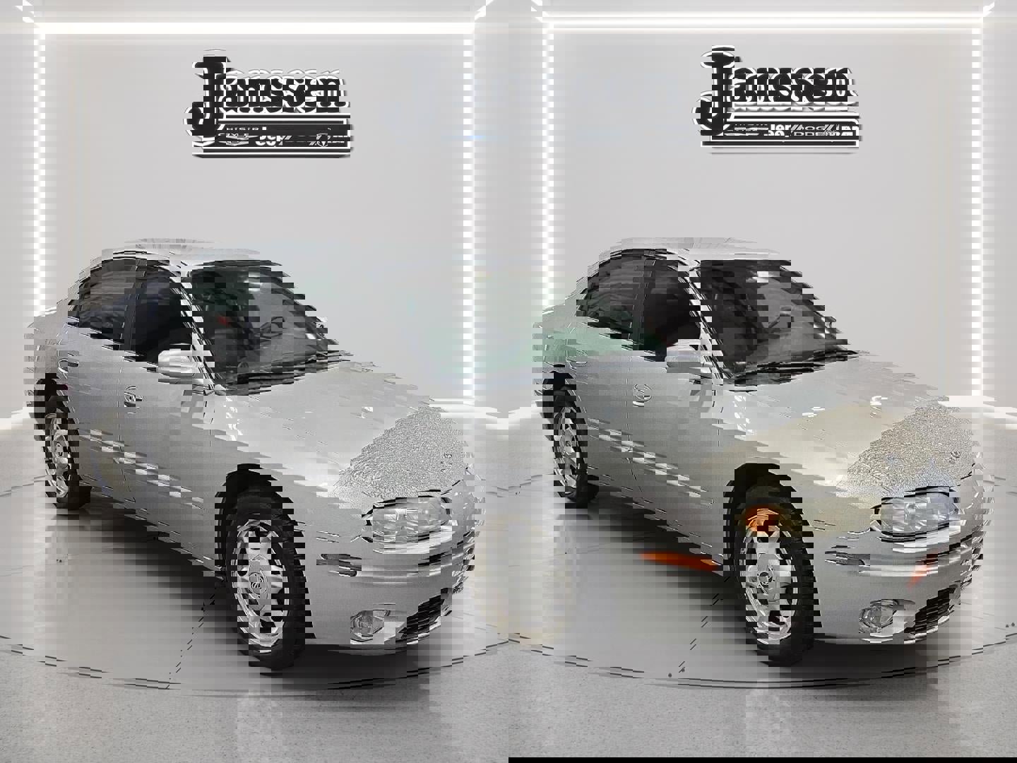 Used 2001 Oldsmobile Aurora 4.0 image 5