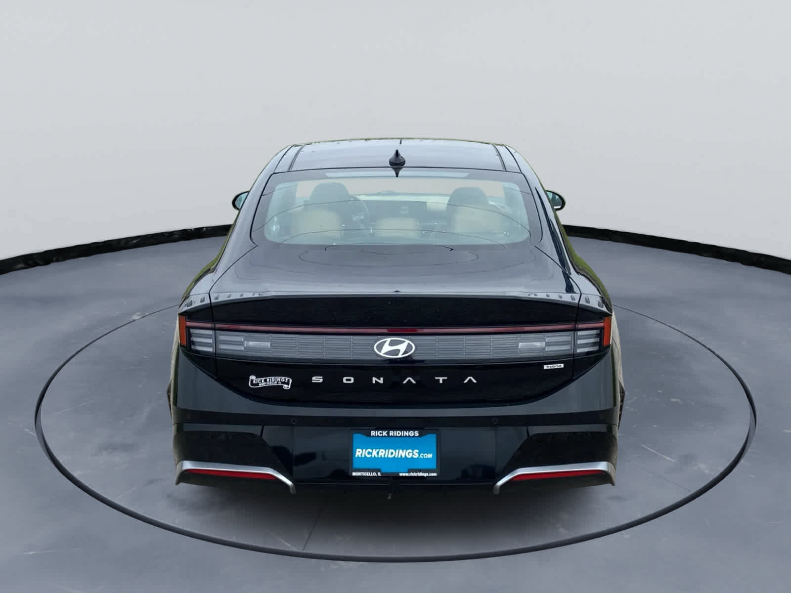Used 2025 Hyundai Sonata Limited FWD image 8
