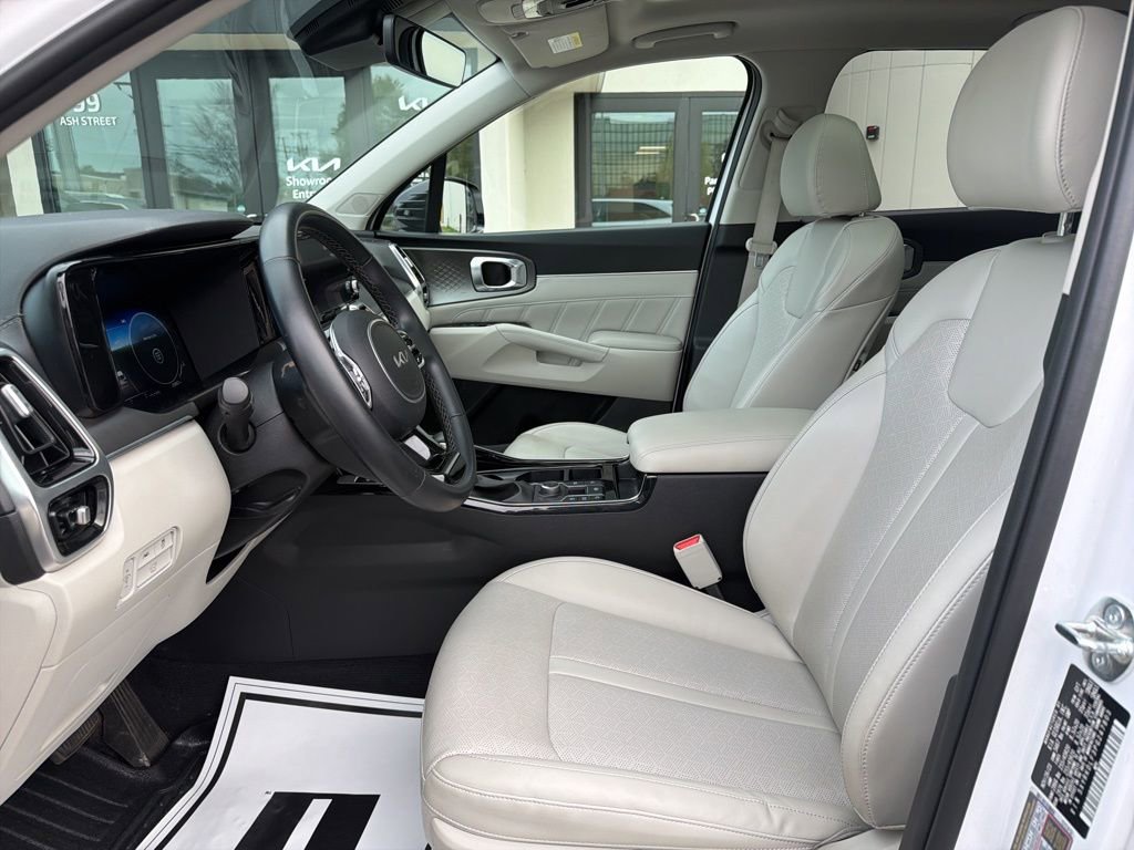 Certified 2023 Kia Sorento SX AWD/4WD image 26