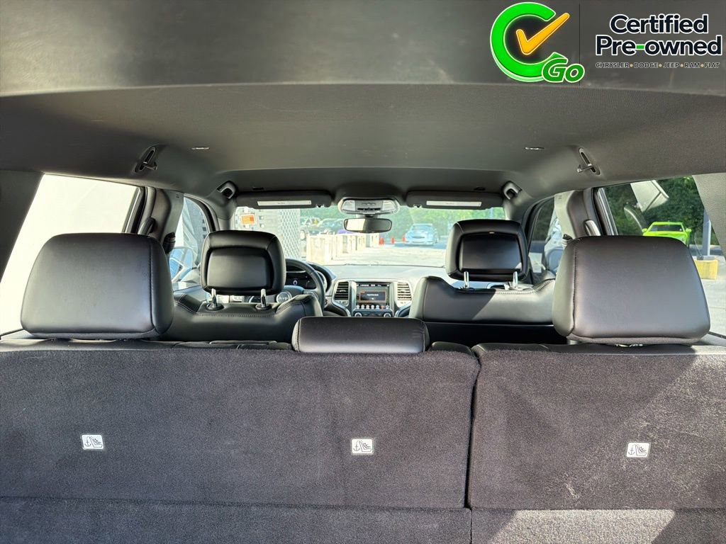Used 2018 Jeep Grand Cherokee Altitude RWD image 21