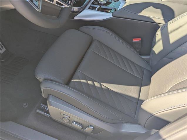 Used 2026 BMW X3 xDrive30 w/ M Sport Package AWD/4WD image 4