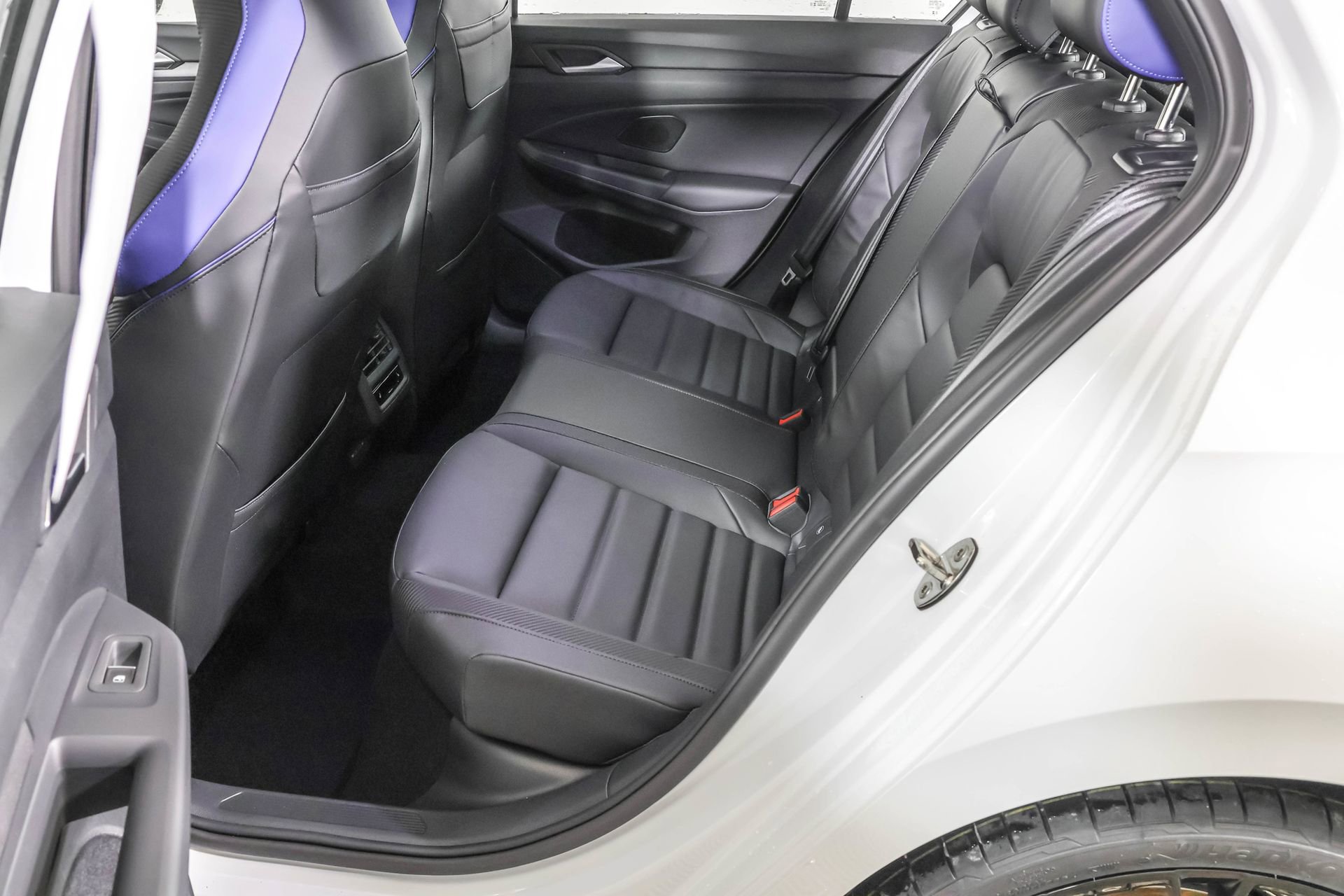 New 2026 Volkswagen Golf 2.0T image 34