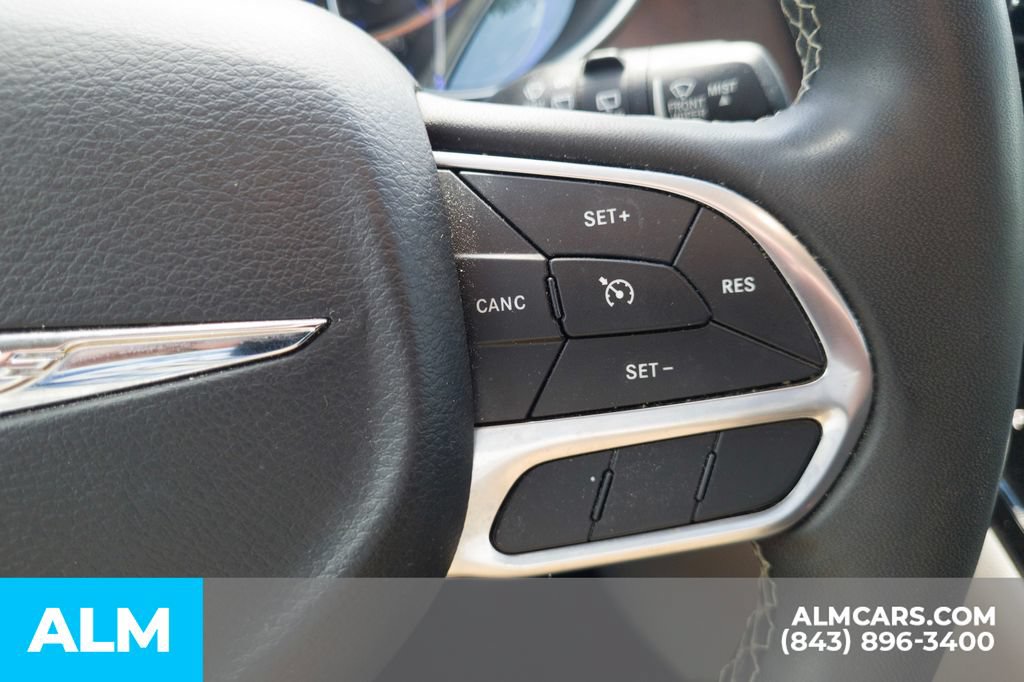Used 2023 Chrysler Voyager LX FWD image 10