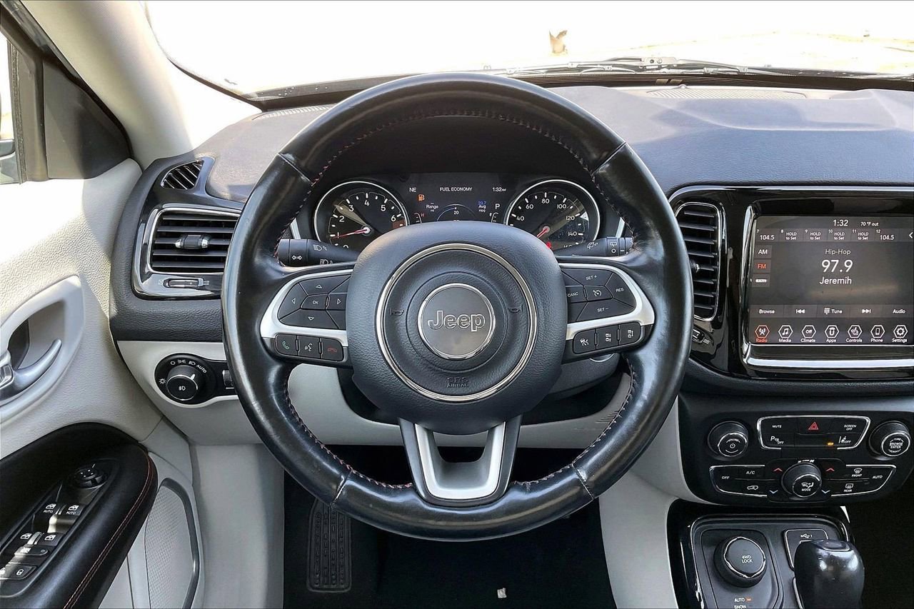 Certified 2021 Jeep Compass Limited image 10