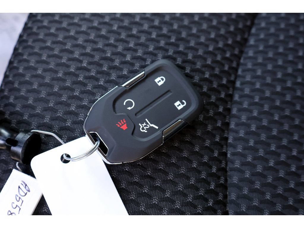Used 2023 GMC Terrain SLE w/ Driver Convenience Package FWD image 38