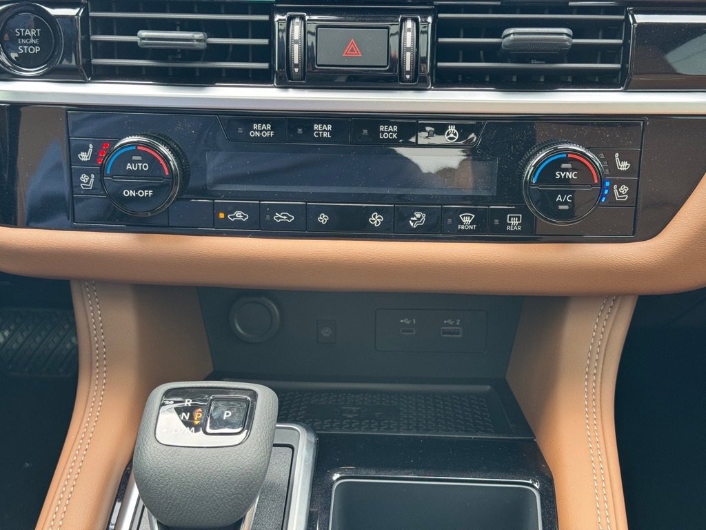 New 2025 Nissan Pathfinder Platinum image 21