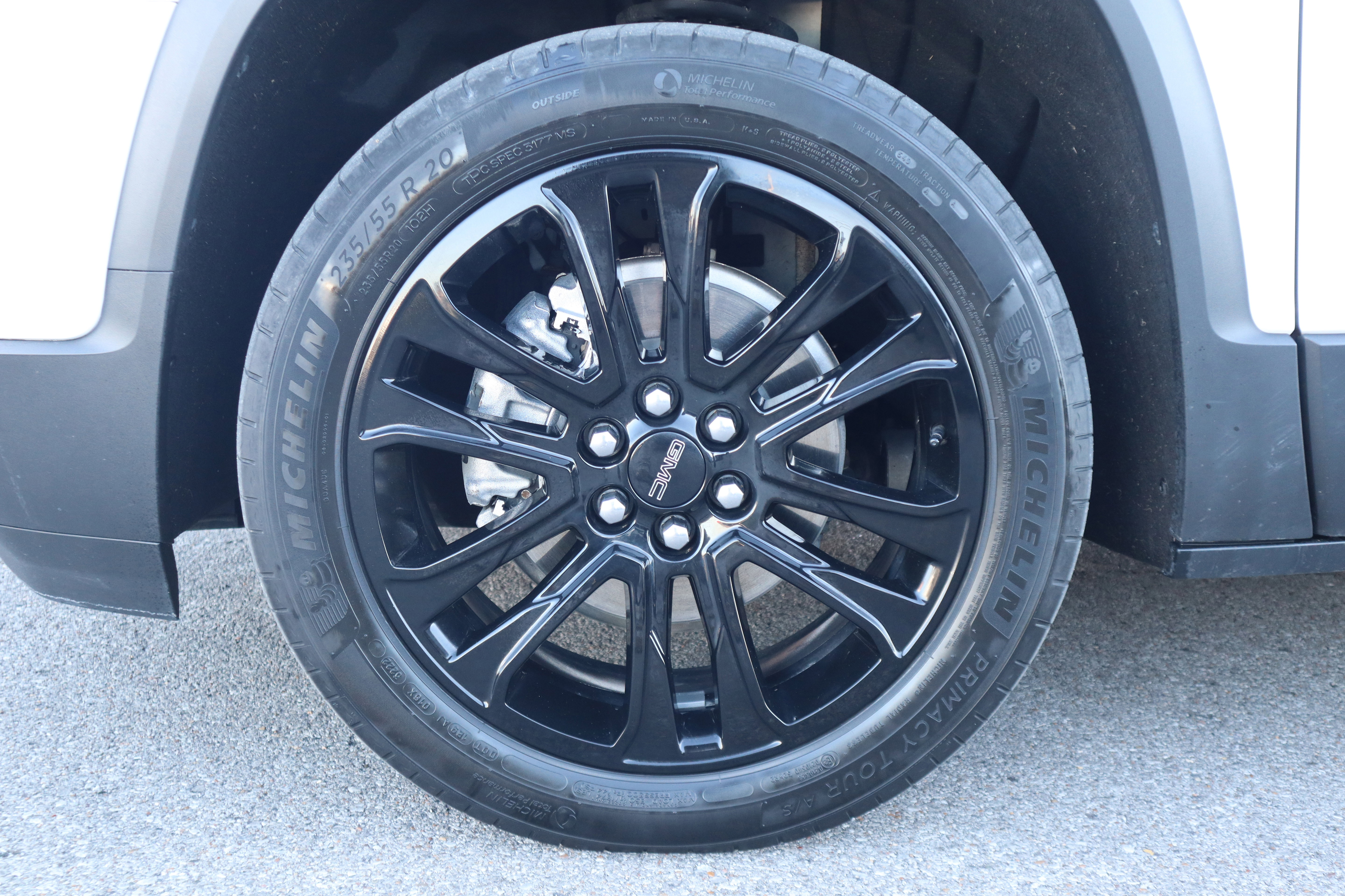 Used 2023 GMC Acadia SLT w/ Elevation Edition image 11