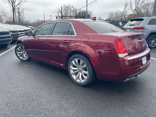 Used 2021 Chrysler 300 Touring w/ Chrome Appearance Package image 30
