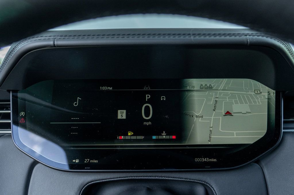 Used 2026 Land Rover Range Rover SE image 17