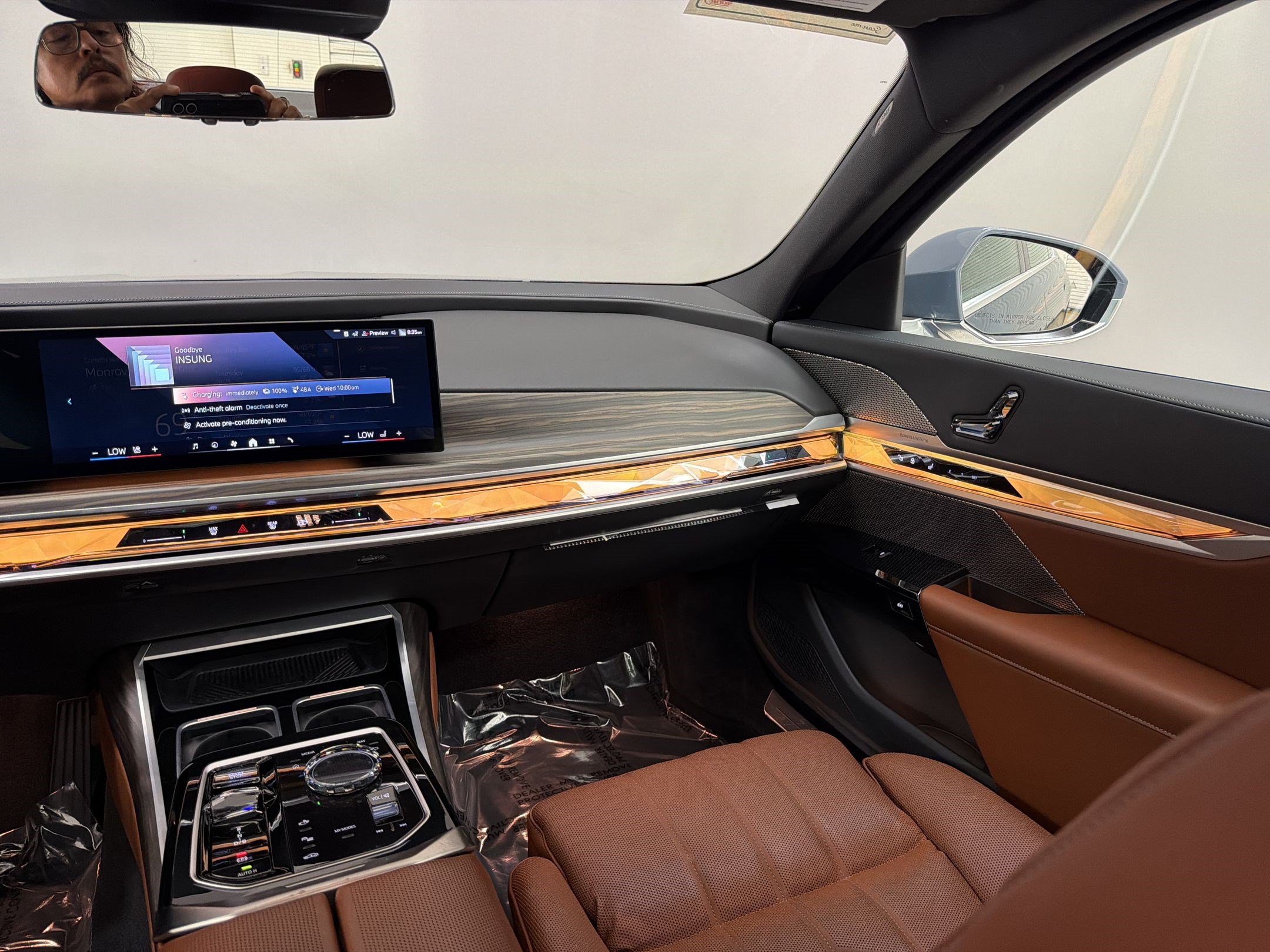 Certified 2023 BMW i7 xDrive60 AWD/4WD image 29