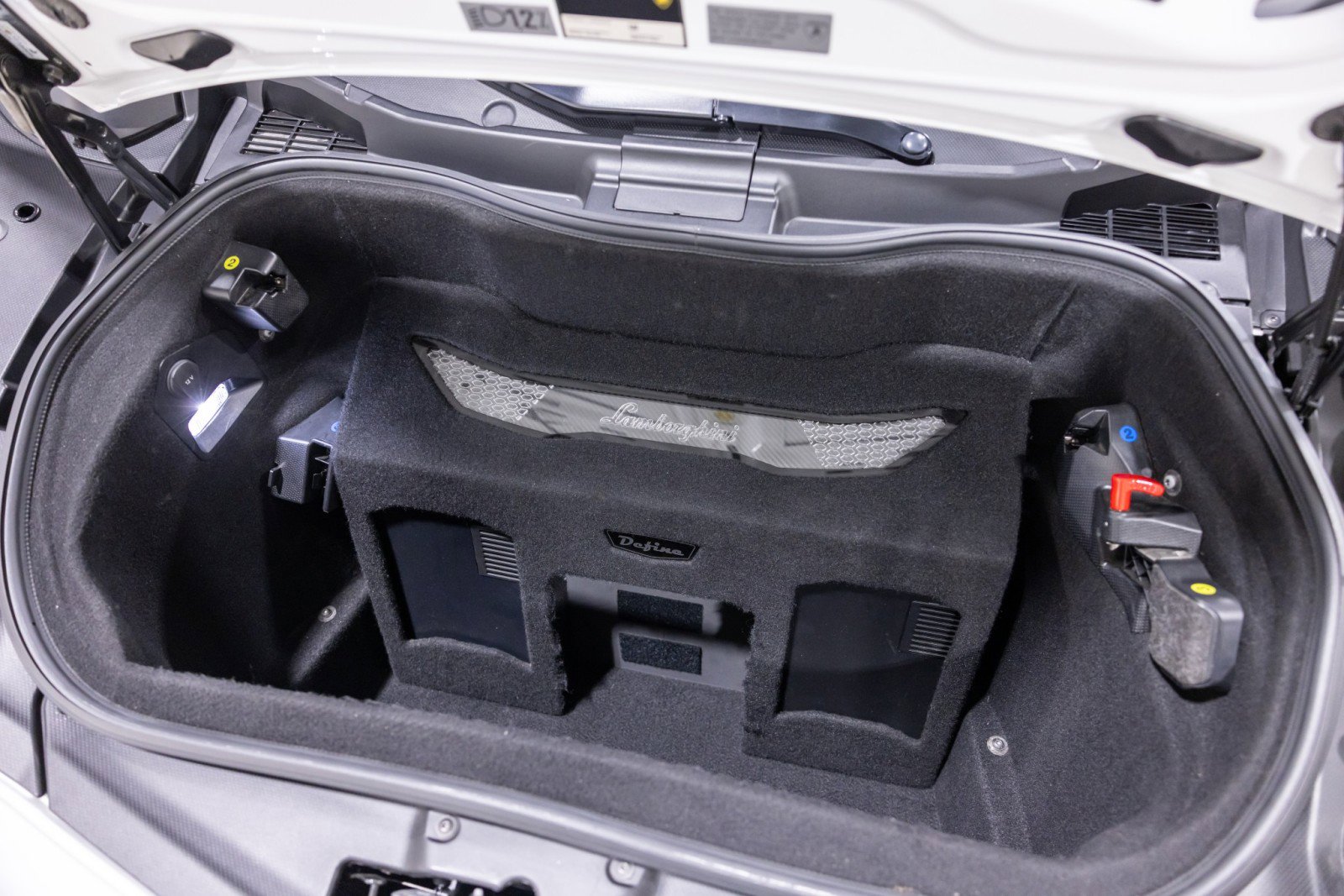 Used 2019 Lamborghini Aventador S image 68