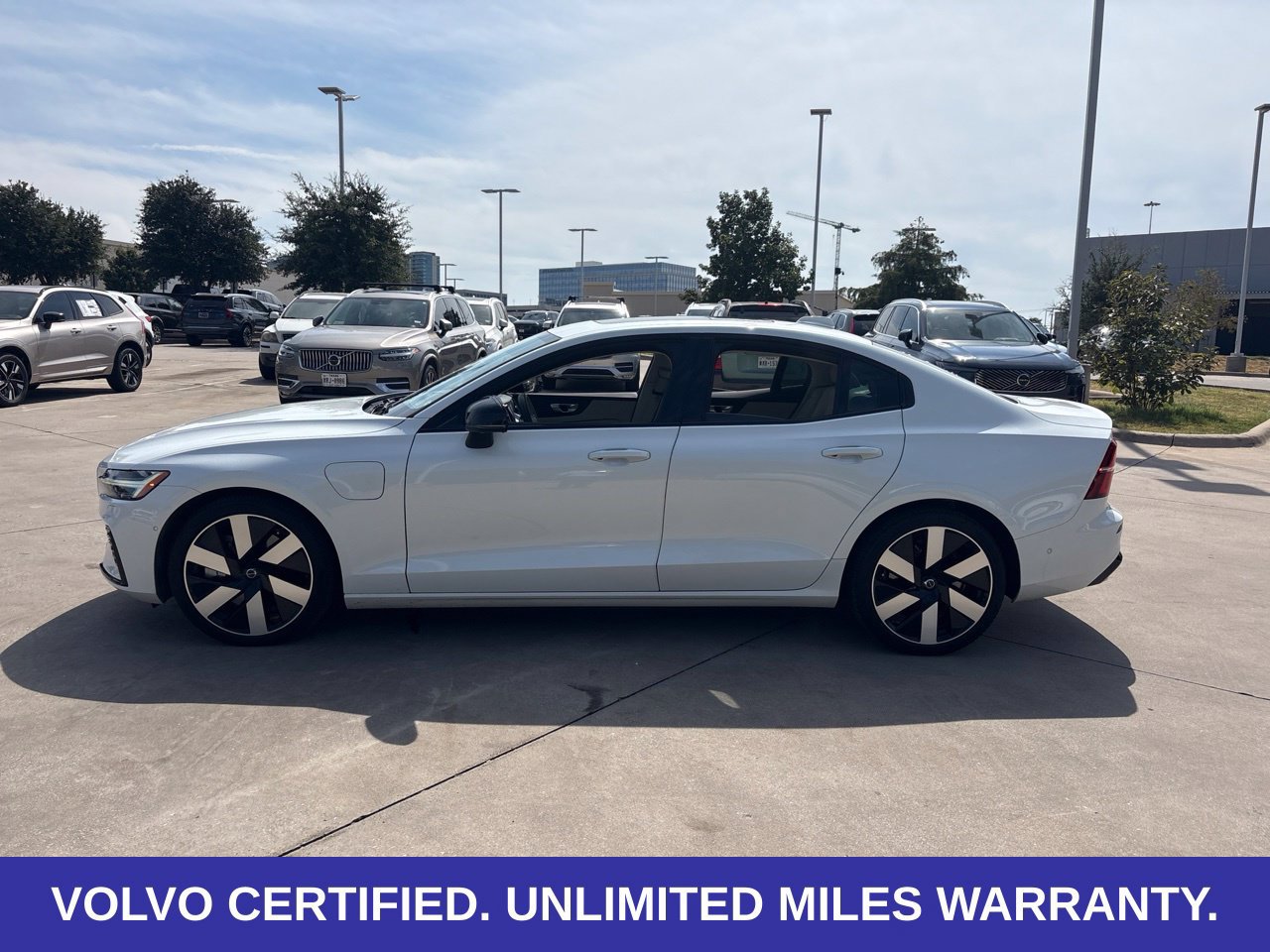 Certified 2024 Volvo S60 T8 Plus w/ Climate Package AWD/4WD image 7