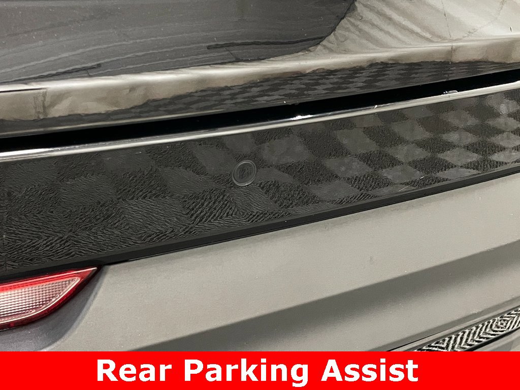 Certified 2023 Cadillac XT4 Sport w/ LPO, Onyx Lite Package image 13