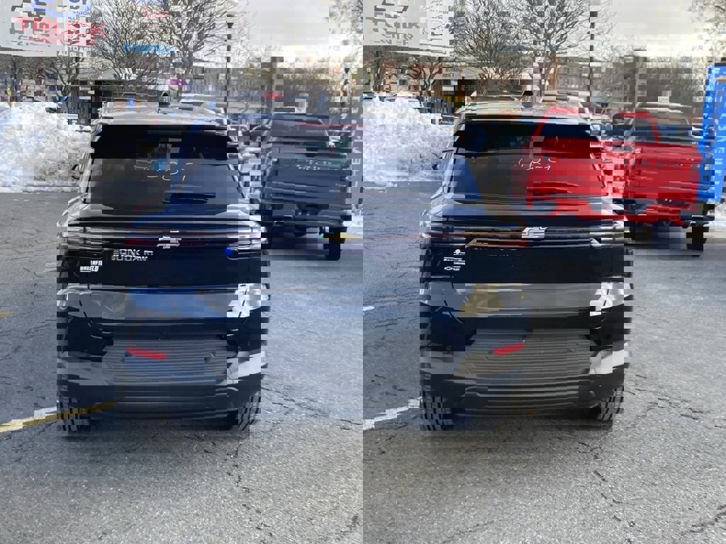 New 2026 Chevrolet Equinox EV LT image 6