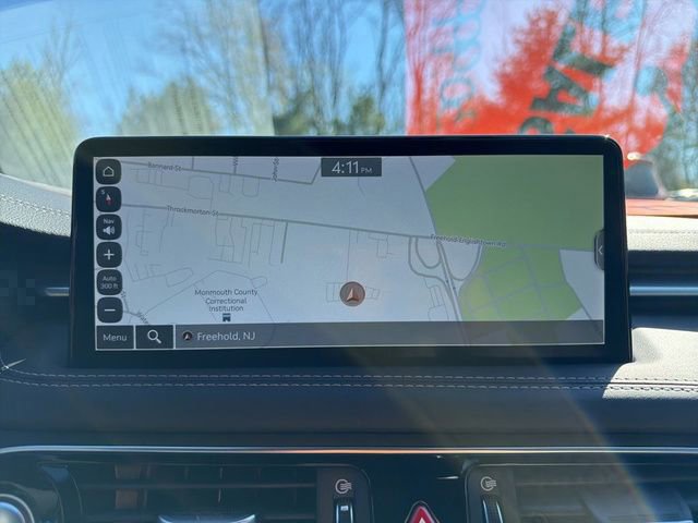 Used 2023 Genesis G70 2.0T image 24