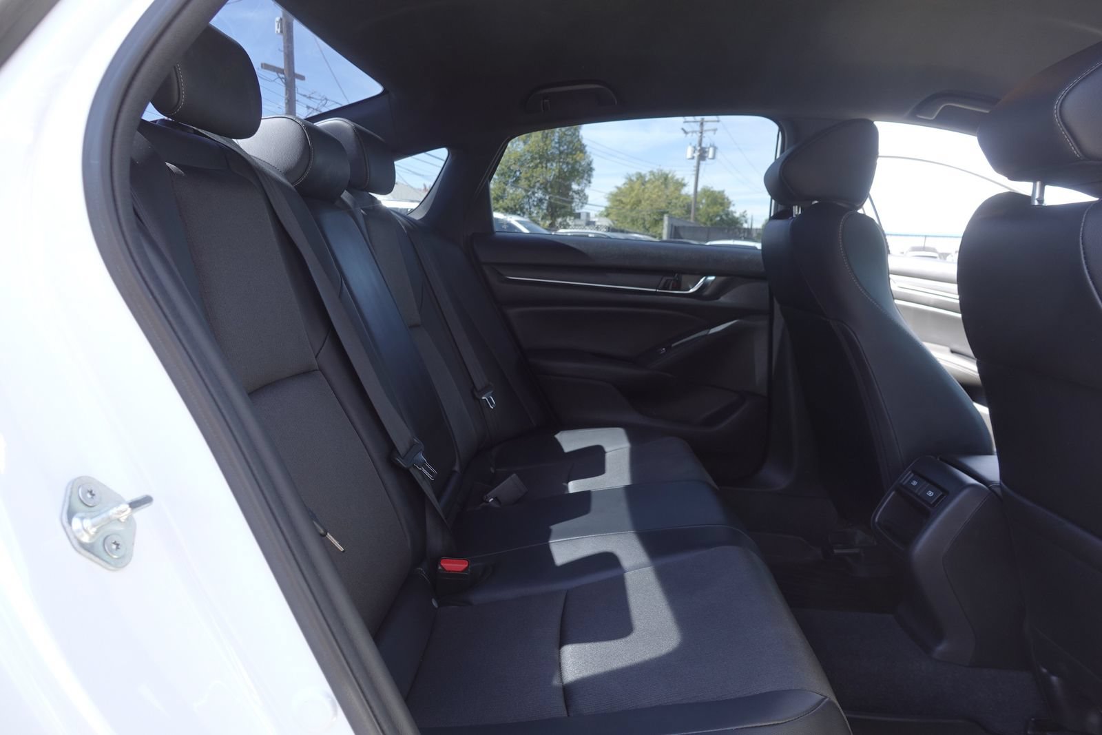 Used 2022 Honda Accord Sport image 14