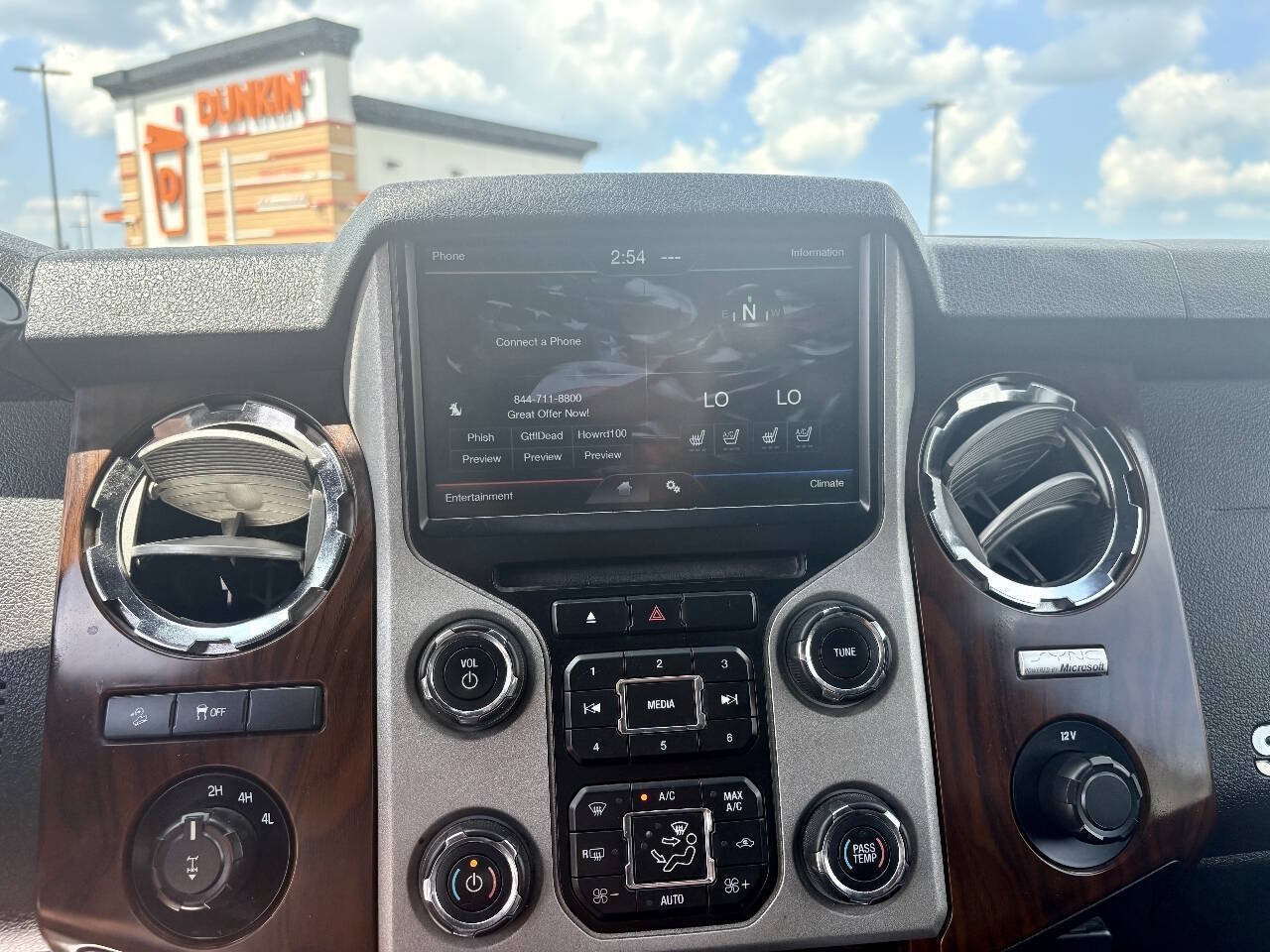 Used 2014 Ford F250 Lariat w/ Lariat Interior Package AWD/4WD image 13
