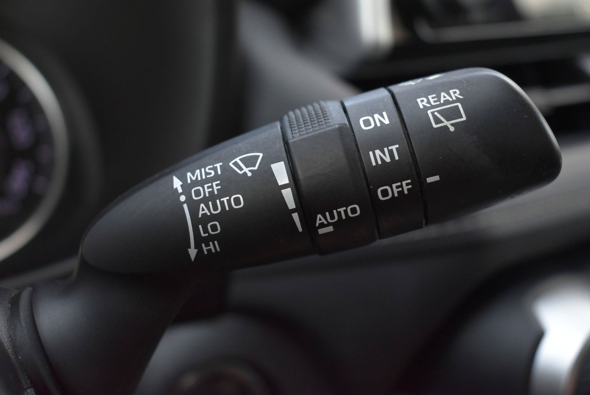 Used 2020 Toyota RAV4 XLE w/ Convenience Package AWD/4WD image 24