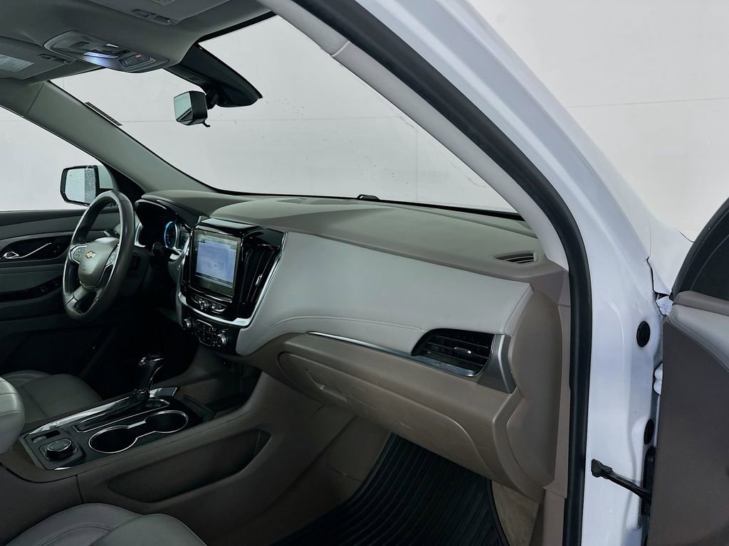 Used 2019 Chevrolet Traverse LT w/ LT Premium Package image 31