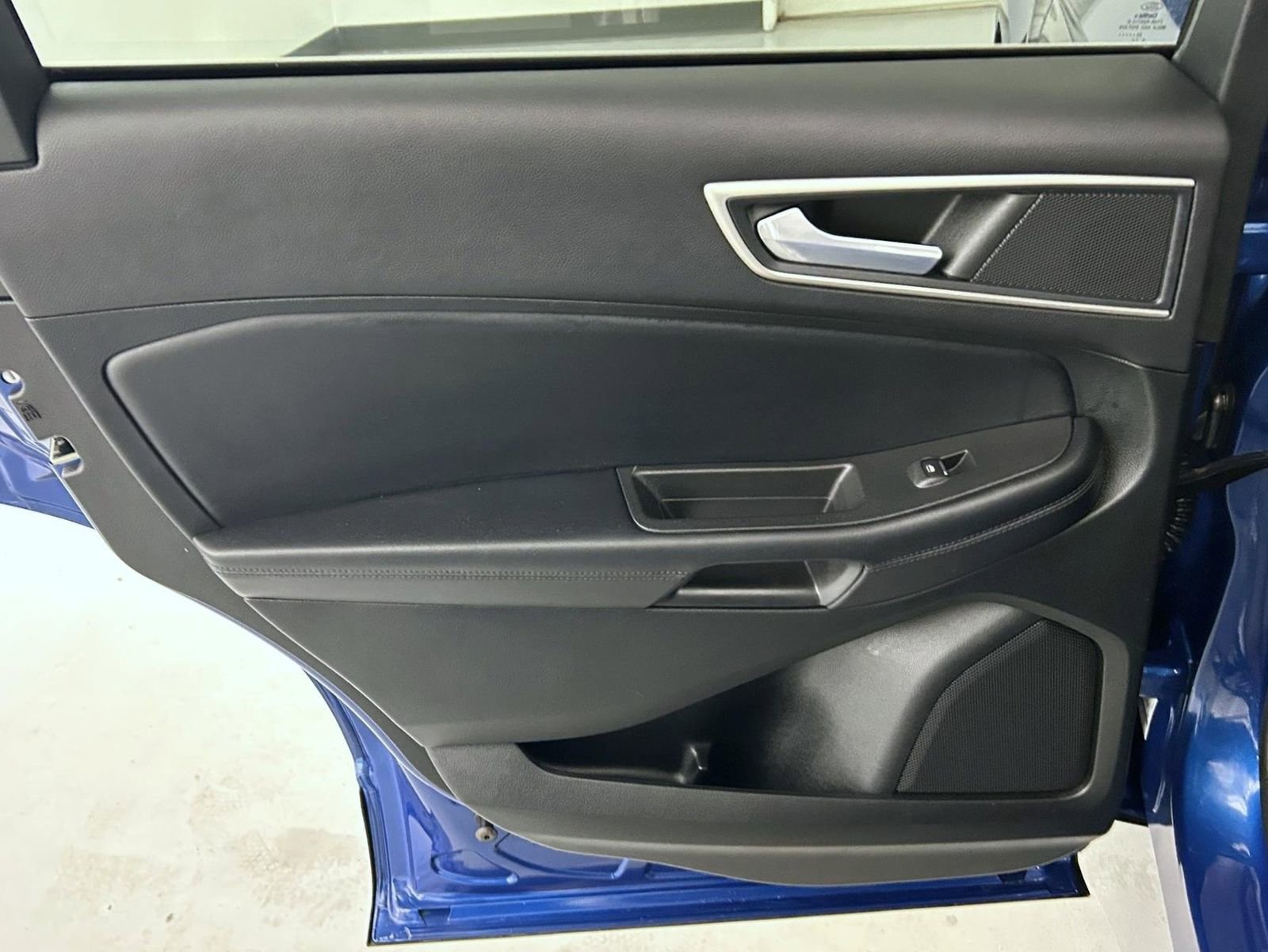Used 2022 Ford Edge SEL w/ Convenience Package image 20