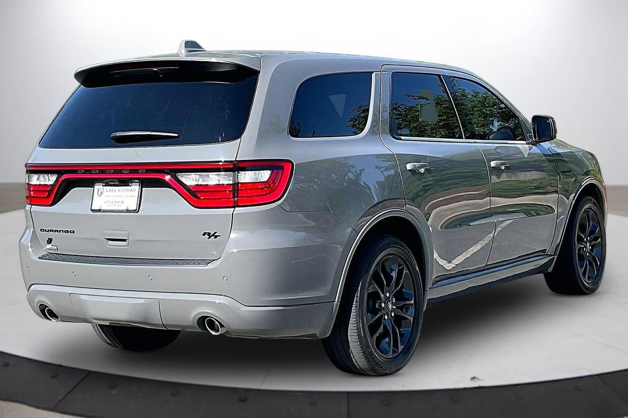 Used 2022 Dodge Durango R/T w/ Blacktop Package AWD/4WD image 9