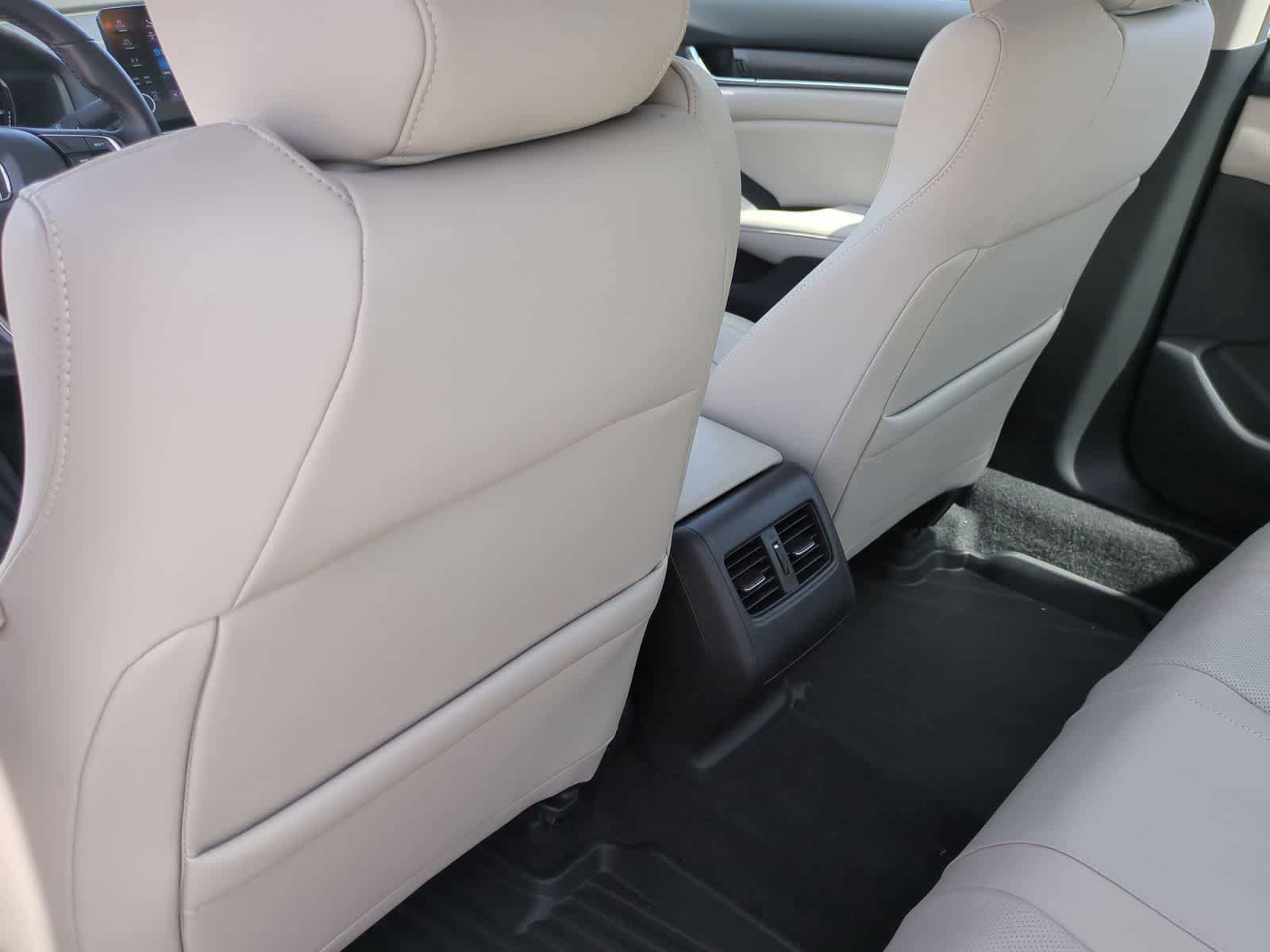 Used 2019 Honda Accord EX-L image 18