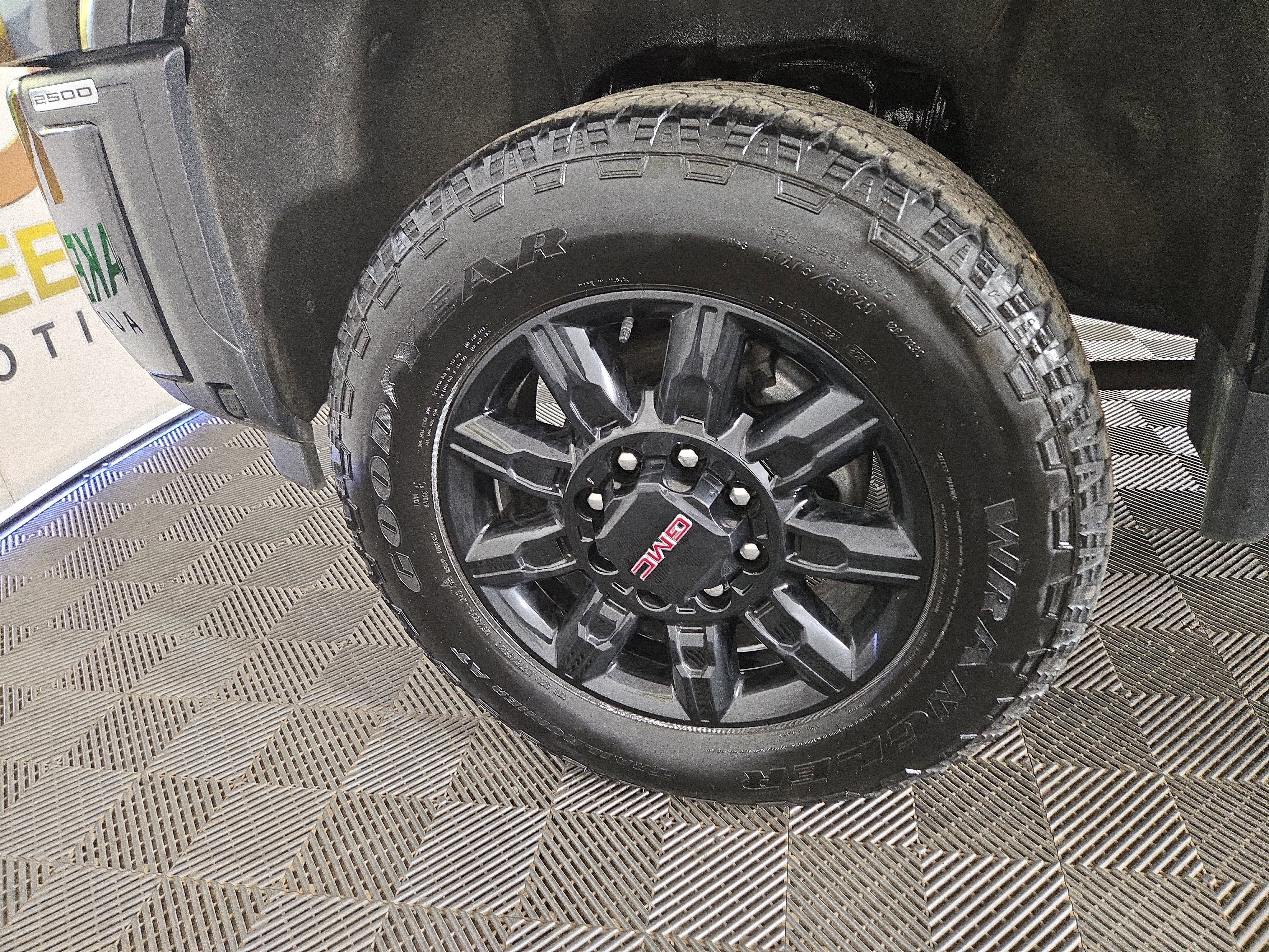 Certified 2024 GMC Sierra 2500 AT4 w/ AT4 Premium Plus Package image 33