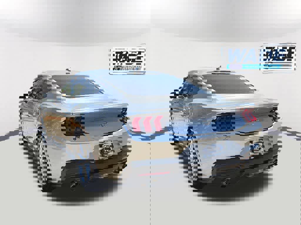 Used 2024 Ford Mustang GT Premium image 7