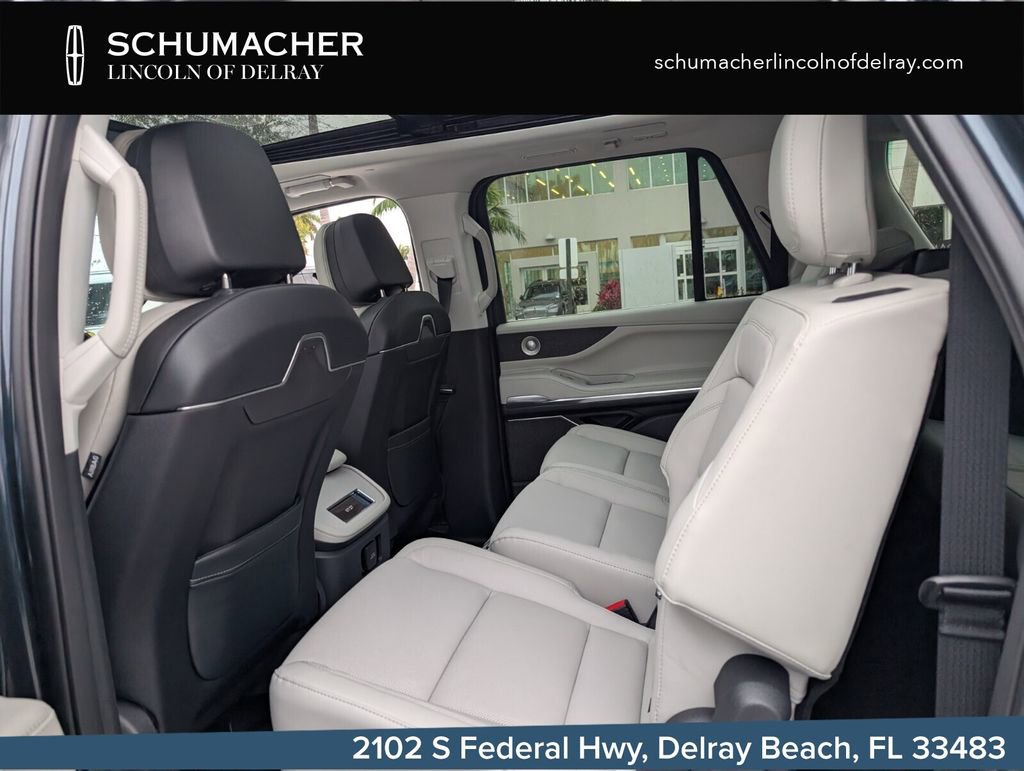 New 2026 Lincoln Navigator L Reserve AWD/4WD image 13
