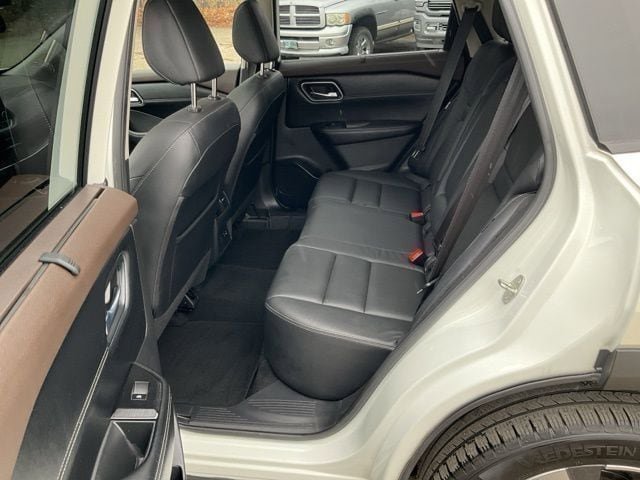Used 2021 Nissan Rogue SL w/ Premium Package AWD/4WD image 49