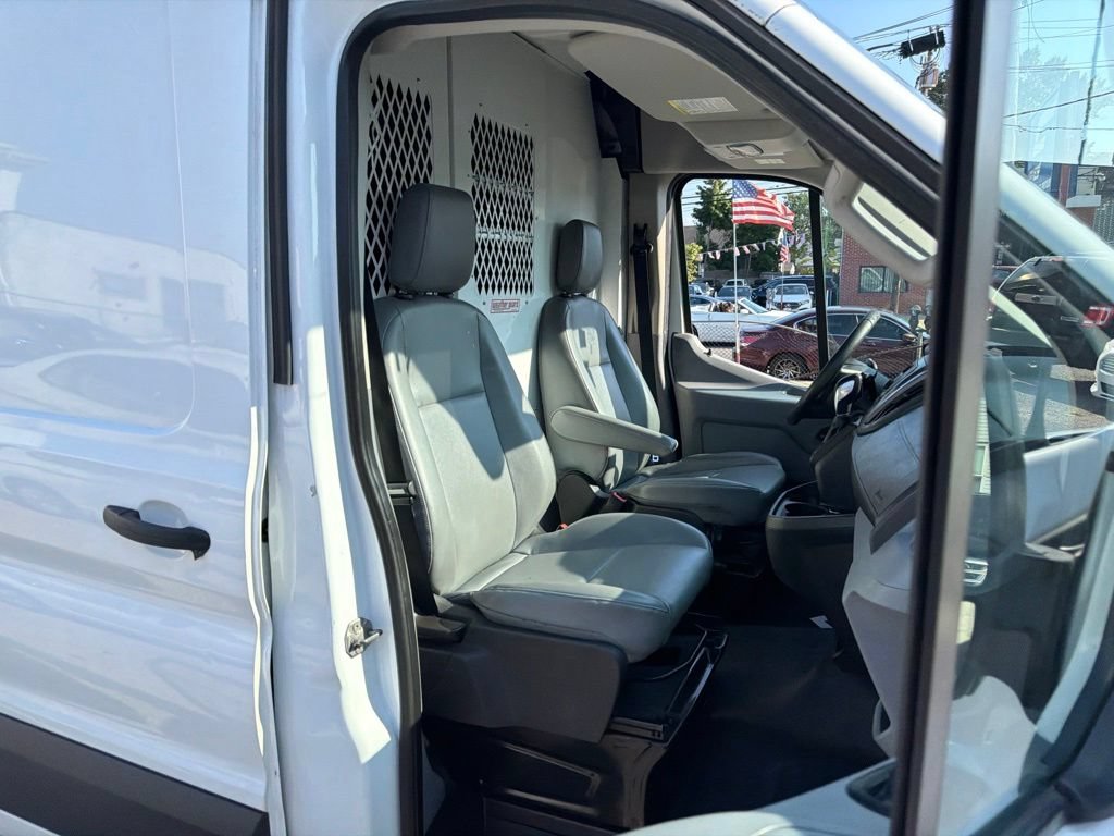 Used 2016 Ford Transit 250 130 Medium Roof RWD image 11