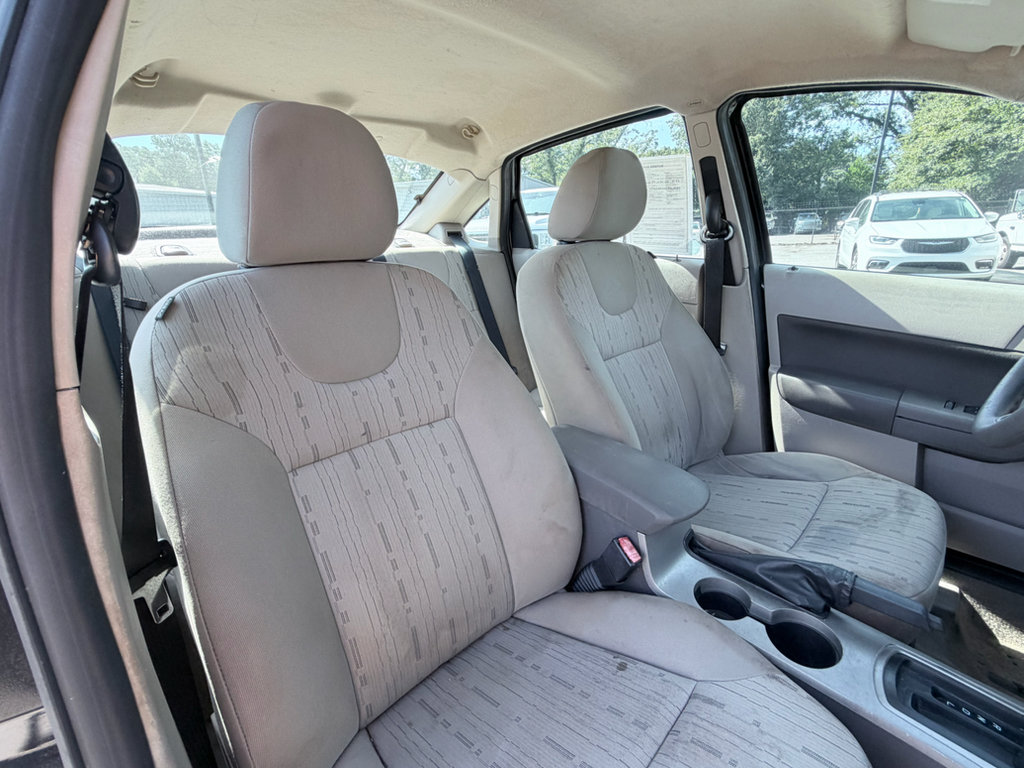 Used 2008 Ford Focus Sedan FWD image 19