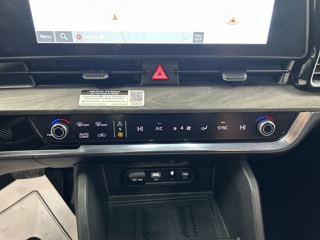 Certified 2023 Kia Sportage X-Line w/ X-Line Premium Package image 17