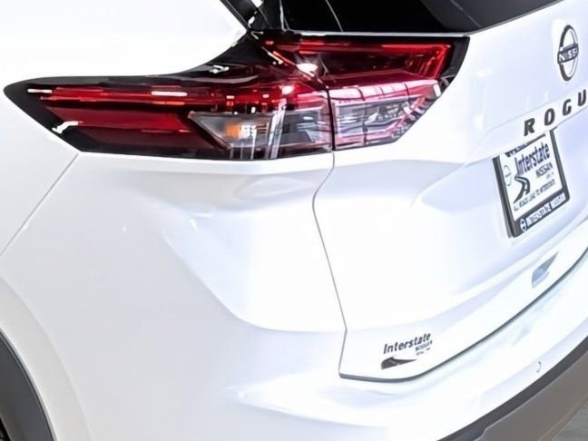New 2026 Nissan Rogue SV AWD/4WD image 10