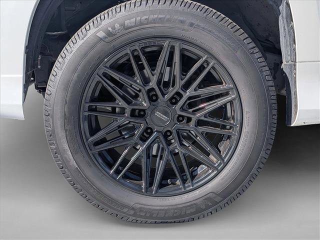 Used 2022 Lexus GX 460 Premium w/ Premium Plus Package image 9